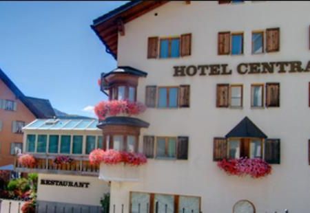Hotel Central Obersaxen Mundaun Exterior foto